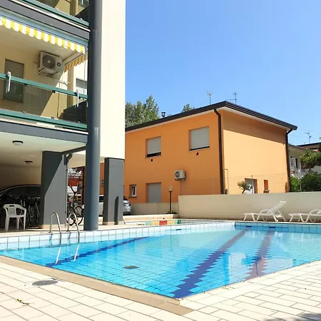 شقة Flat With Common Pool In - Beahost