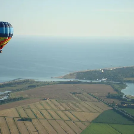 Flat With Common Pool In - Beahost شقة *