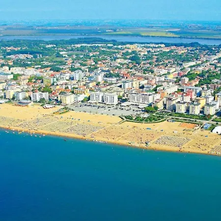 Flat With Common Pool In - Beahost *