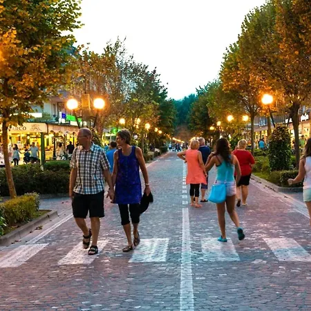 Flat With Common Pool In - Beahost شقة