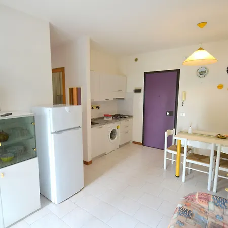 Flat With Common Pool In - Beahost Apartment